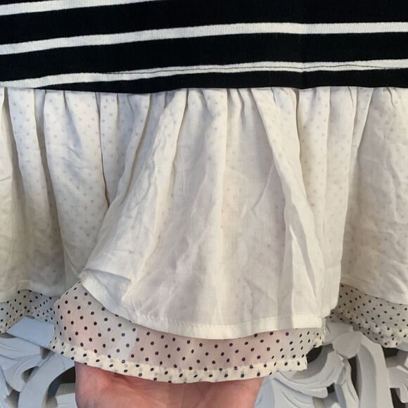 Striped Ruffled Hem Top - Picture 4 of 7